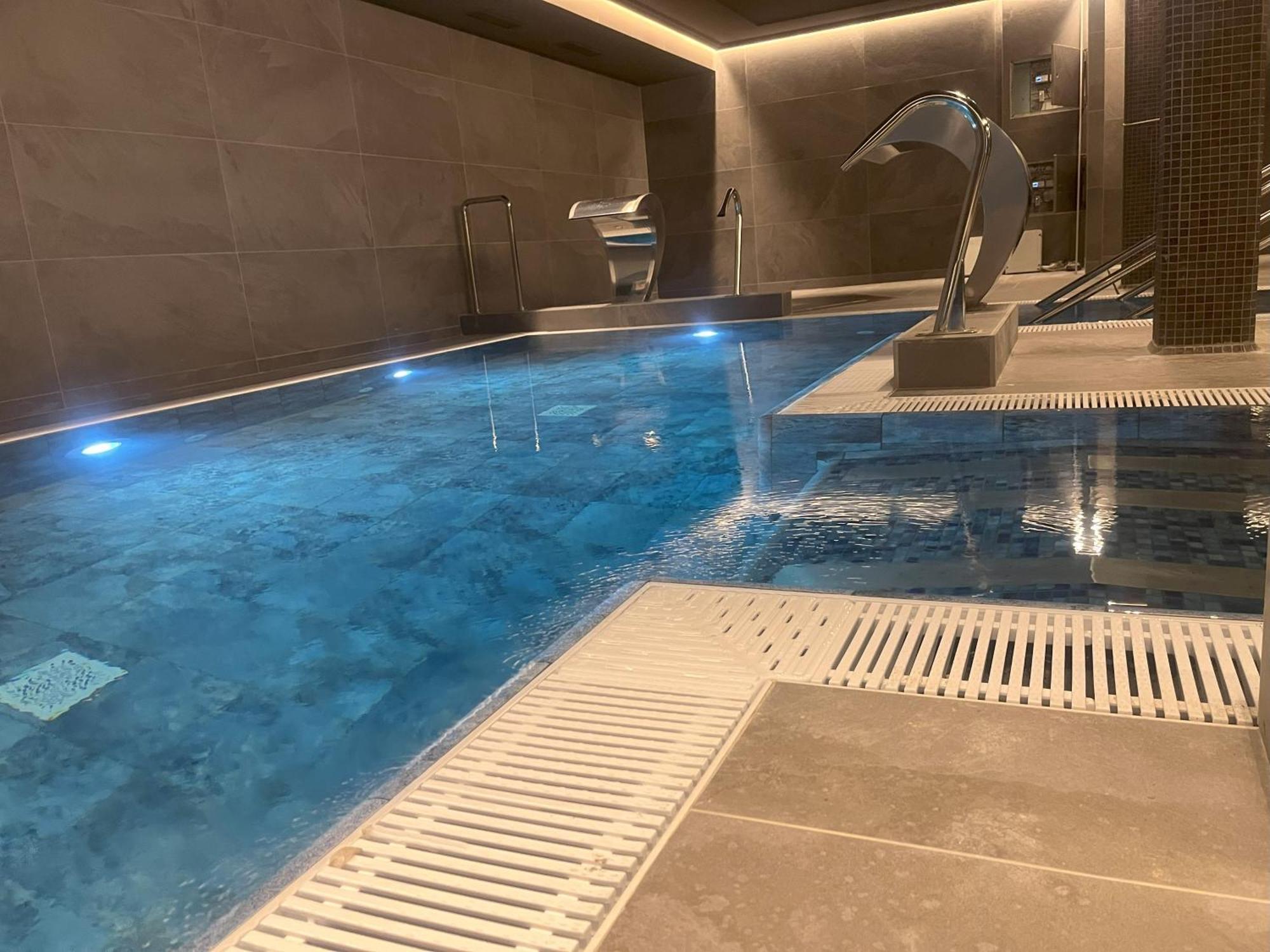 Hotel Luze Boutique Сан-Себастьян Экстерьер фото